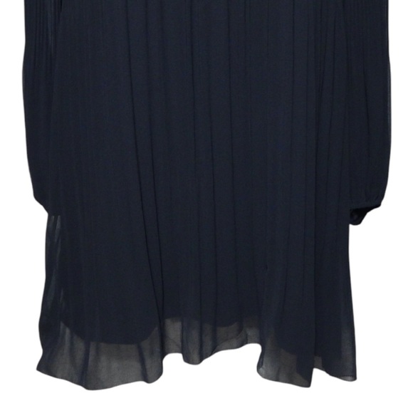 Wilfred Black Pleated Flowy Dress A-Line Shift Long Sleeve V-Neck Size Large - Picture 4 of 9